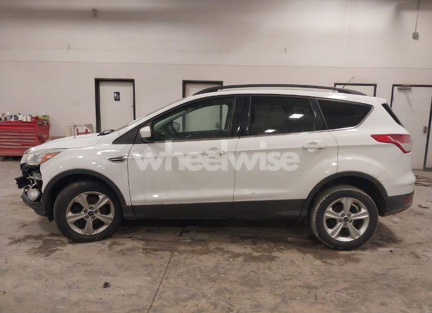 Photo 14 of 2016 Ford Escape SE (VIN 1FMCU9GX9GUC69153)