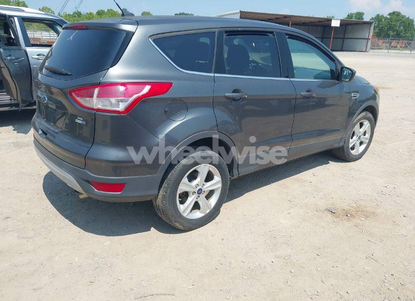 Photo 4 of 2016 Ford Escape SE (VIN 1FMCU9GX9GUC73400)