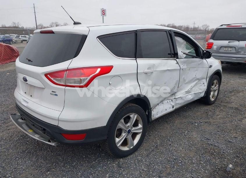 Photo 4 of 2013 Ford Escape SE (VIN 1FMCU9GXXDUD25032)