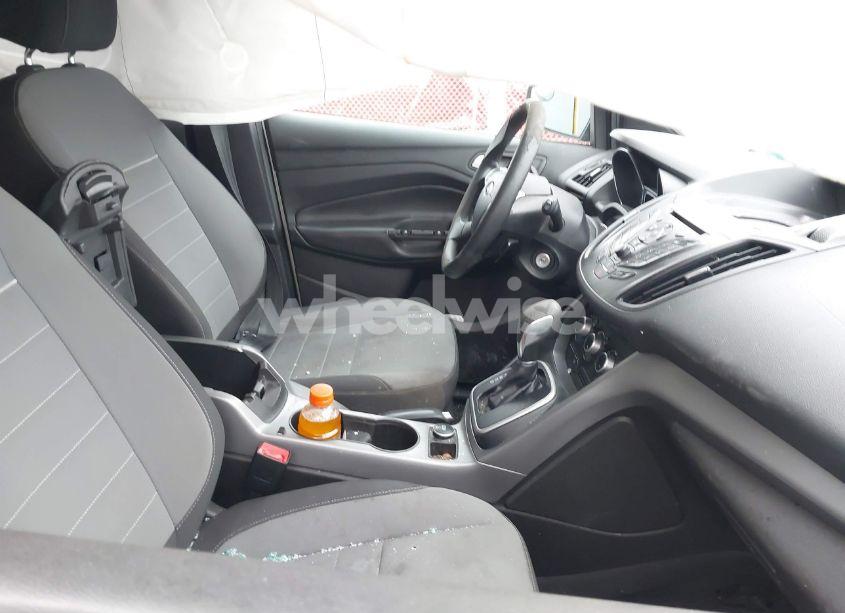 Photo 5 of 2013 Ford Escape SE (VIN 1FMCU9GXXDUD25032)