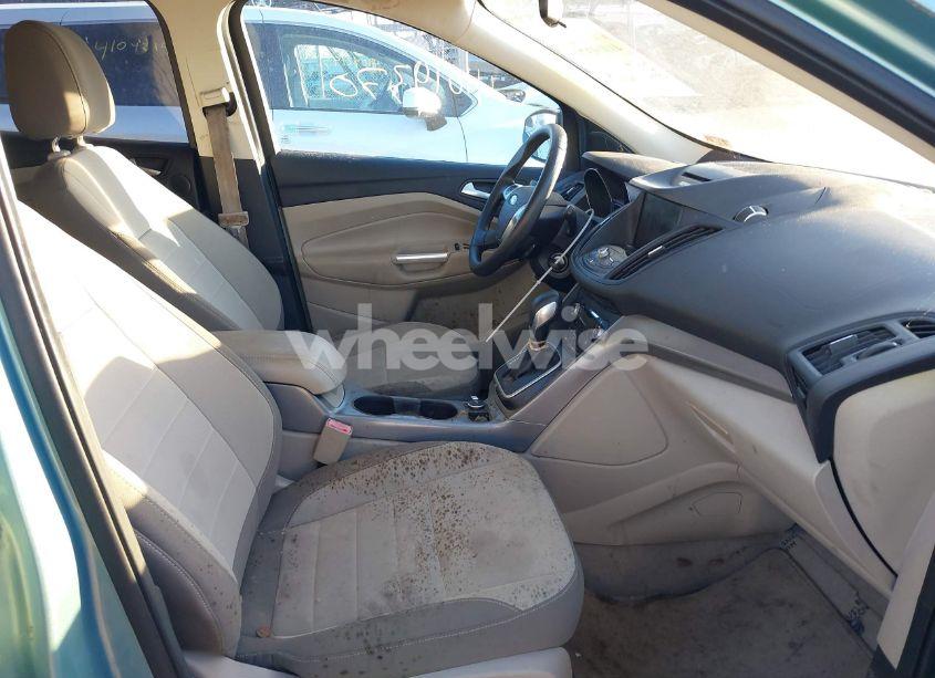 Photo 5 of 2013 Ford Escape SE (VIN 1FMCU9GXXDUD33311)