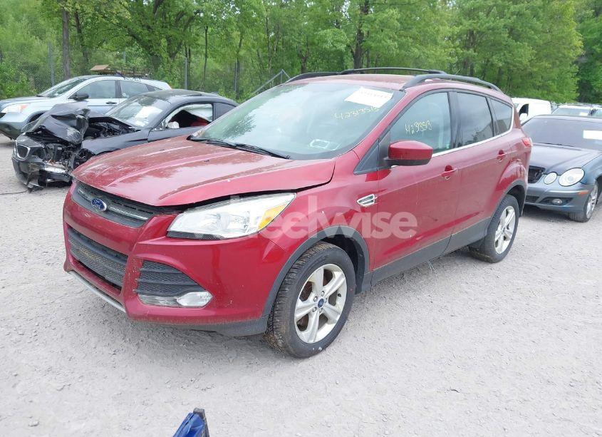 Photo 2 of 2013 Ford Escape SE (VIN 1FMCU9GXXDUD47516)