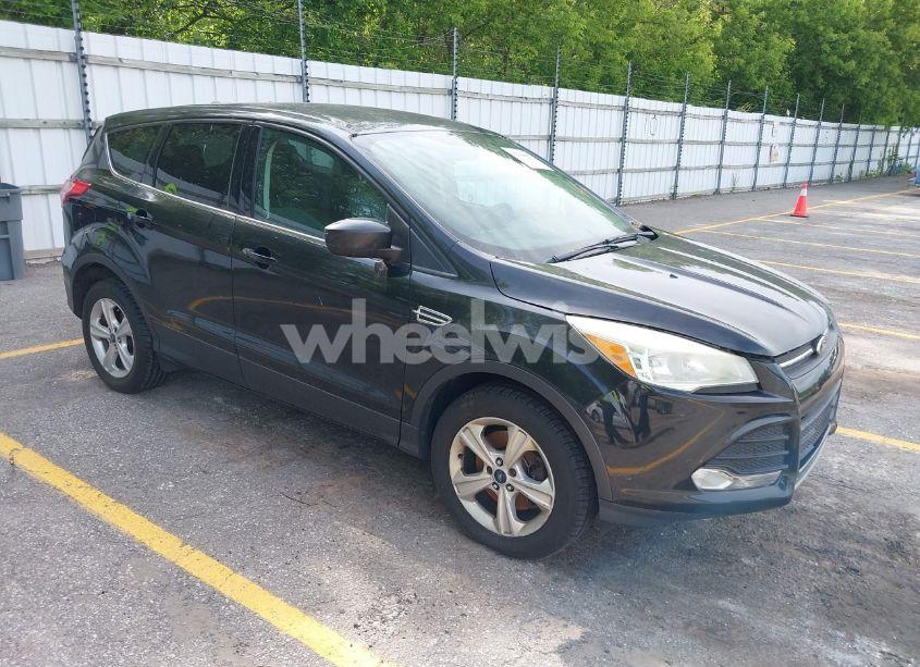 2013 Ford Escape SE (VIN 1FMCU9GXXDUD58418) main photo