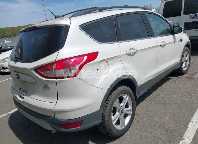 Photo 4 of 2013 Ford Escape SE (VIN 1FMCU9GXXDUD63179)