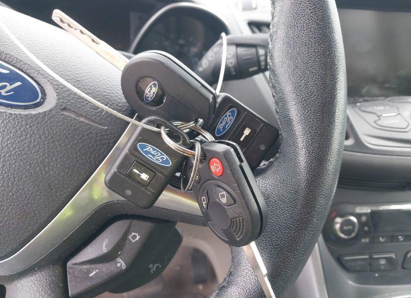 Photo 11 of 2014 Ford Escape SE (VIN 1FMCU9GXXEUB43557)