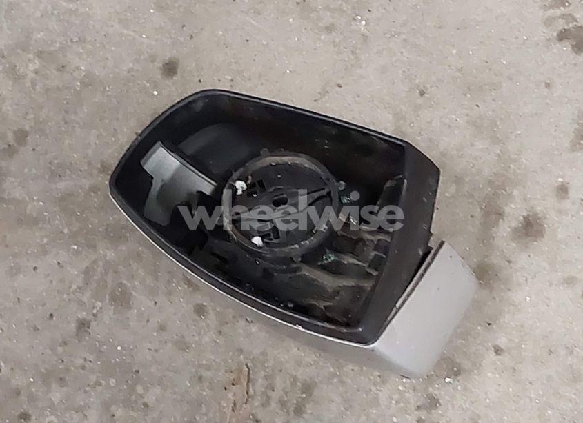 Photo 12 of 2014 Ford Escape SE (VIN 1FMCU9GXXEUC65903)