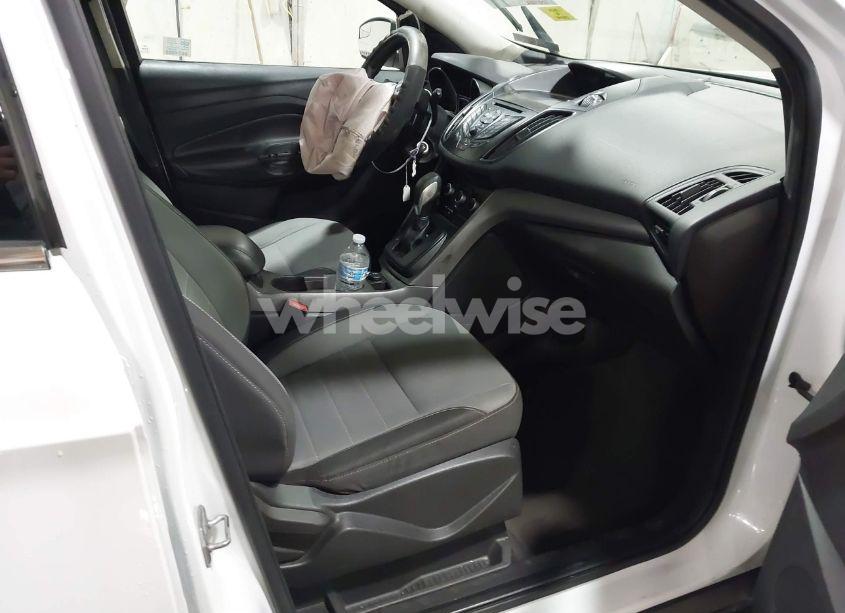 Photo 5 of 2014 Ford Escape SE (VIN 1FMCU9GXXEUD56833)