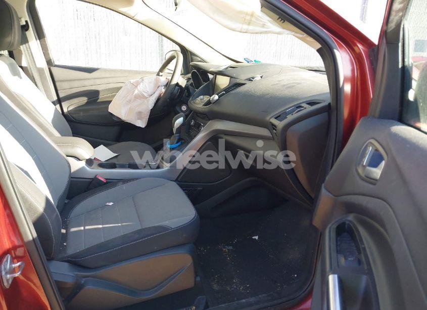 Photo 5 of 2014 Ford Escape SE (VIN 1FMCU9GXXEUD58338)