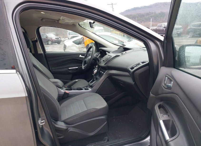 Photo 5 of 2014 Ford Escape SE (VIN 1FMCU9GXXEUE44801)