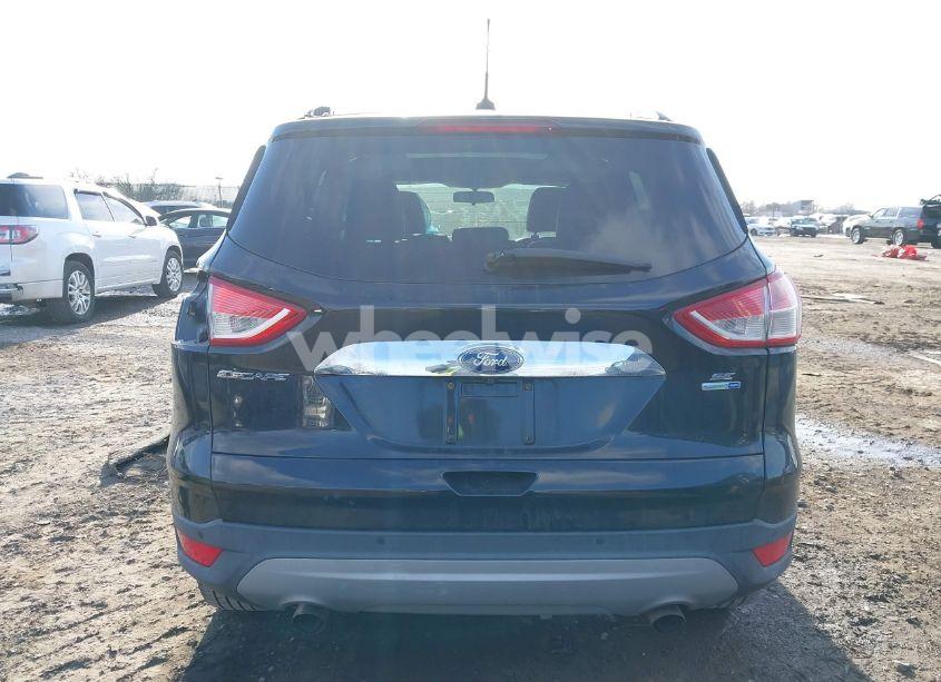 Photo 15 of 2015 Ford Escape SE (VIN 1FMCU9GXXFUA36073)