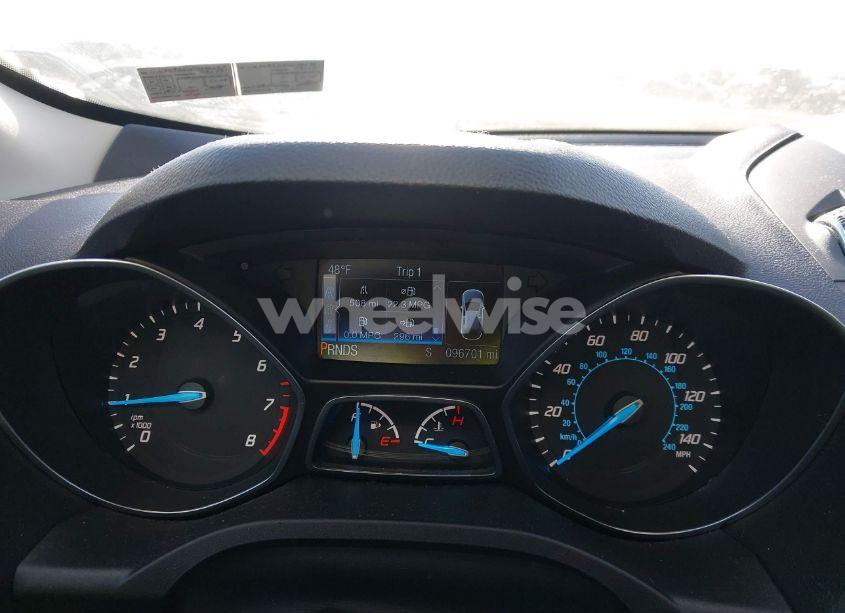 Photo 7 of 2015 Ford Escape SE (VIN 1FMCU9GXXFUA36073)