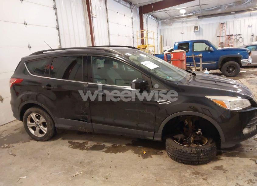 Photo 13 of 2015 Ford Escape SE (VIN 1FMCU9GXXFUA94197)