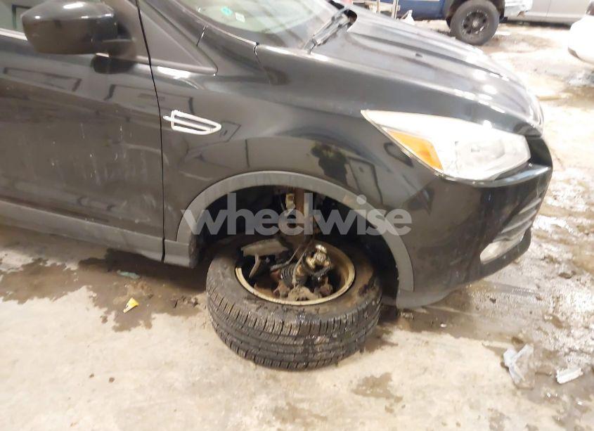 Photo 6 of 2015 Ford Escape SE (VIN 1FMCU9GXXFUA94197)
