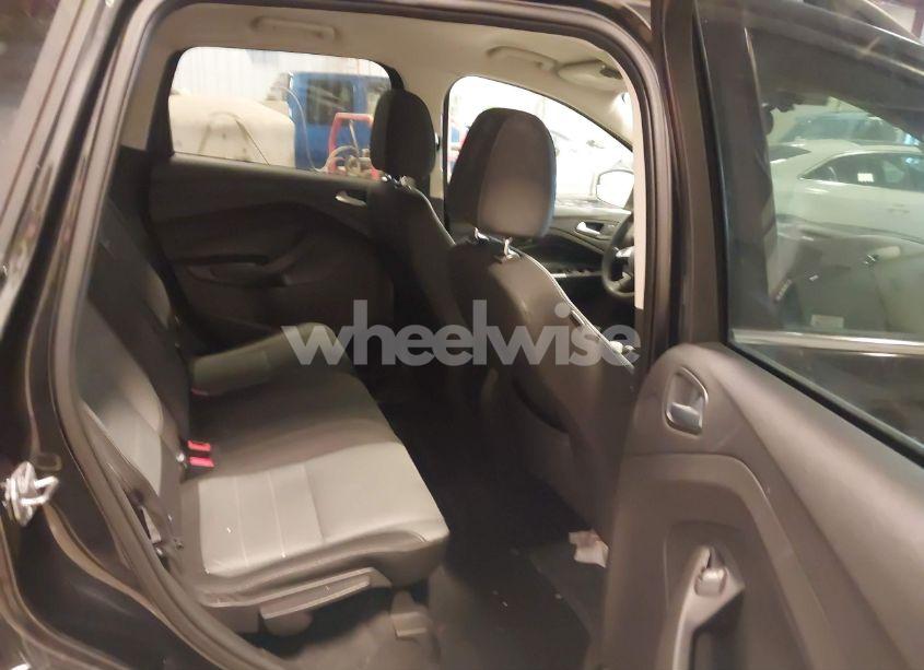 Photo 8 of 2015 Ford Escape SE (VIN 1FMCU9GXXFUA94197)