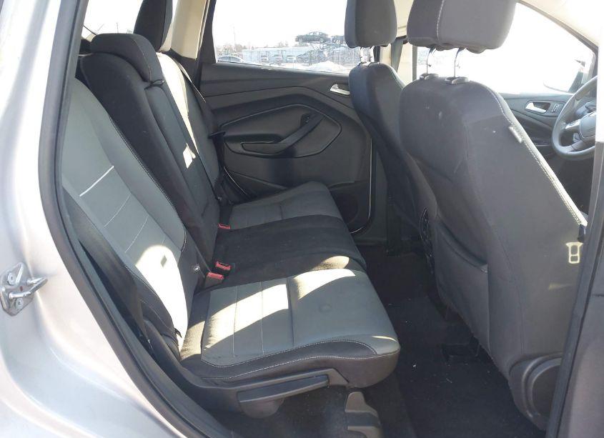 Photo 8 of 2015 Ford Escape SE (VIN 1FMCU9GXXFUA97102)