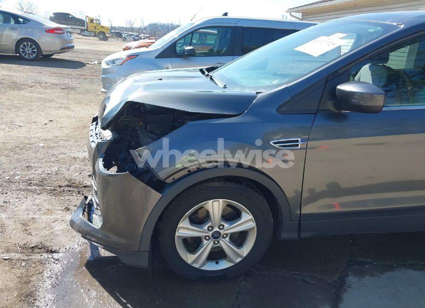 Photo 21 of 2015 Ford Escape SE (VIN 1FMCU9GXXFUB01598)