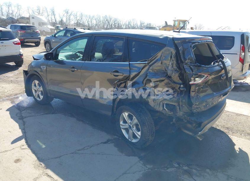 Photo 3 of 2015 Ford Escape SE (VIN 1FMCU9GXXFUB01598)