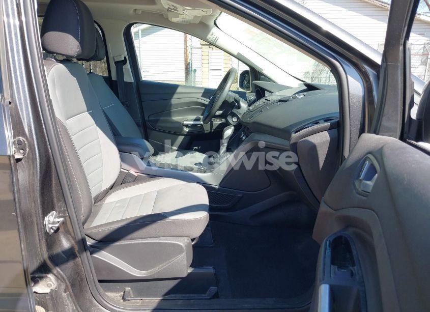 Photo 5 of 2015 Ford Escape SE (VIN 1FMCU9GXXFUB01598)