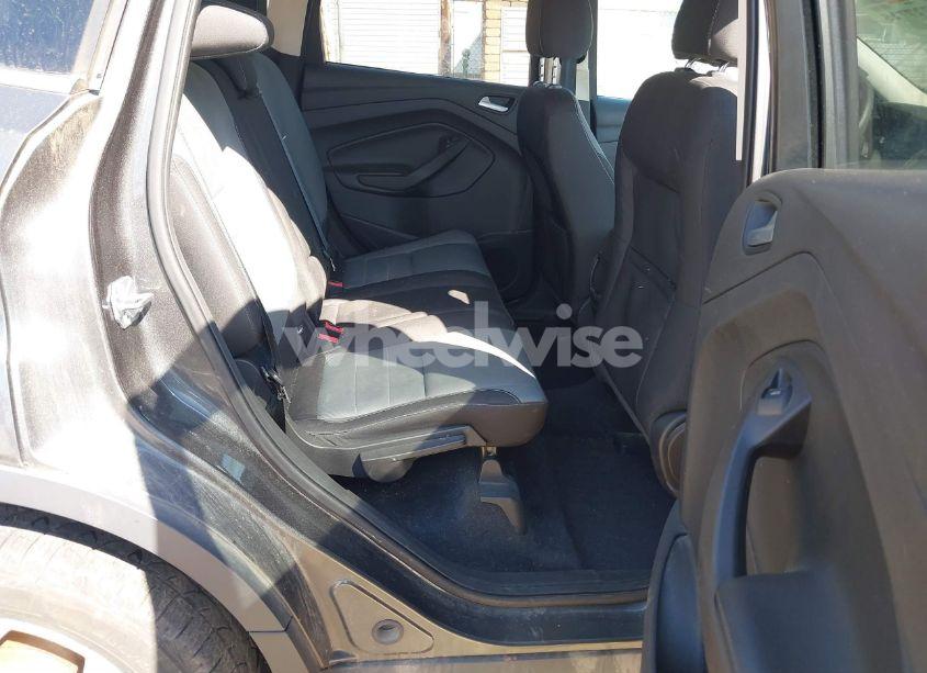 Photo 8 of 2015 Ford Escape SE (VIN 1FMCU9GXXFUB01598)