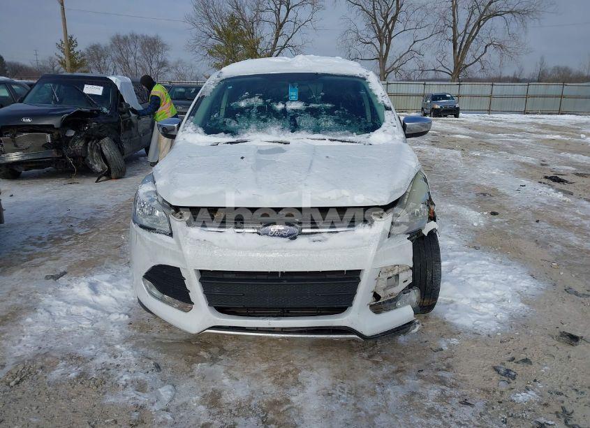 Photo 13 of 2015 Ford Escape SE (VIN 1FMCU9GXXFUB08230)