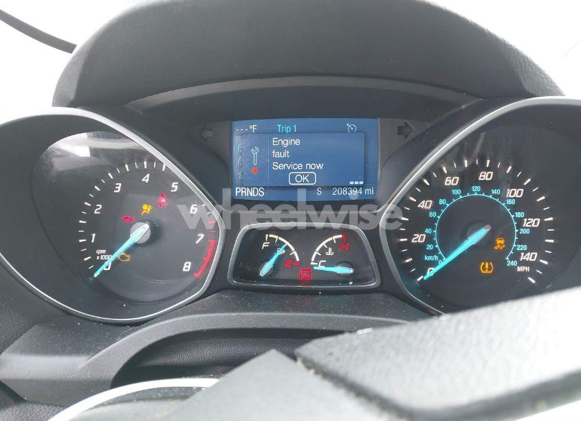 Photo 7 of 2015 Ford Escape SE (VIN 1FMCU9GXXFUB08230)
