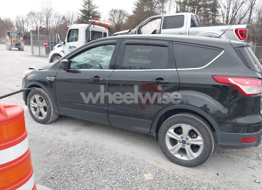 Photo 14 of 2015 Ford Escape SE (VIN 1FMCU9GXXFUB17896)