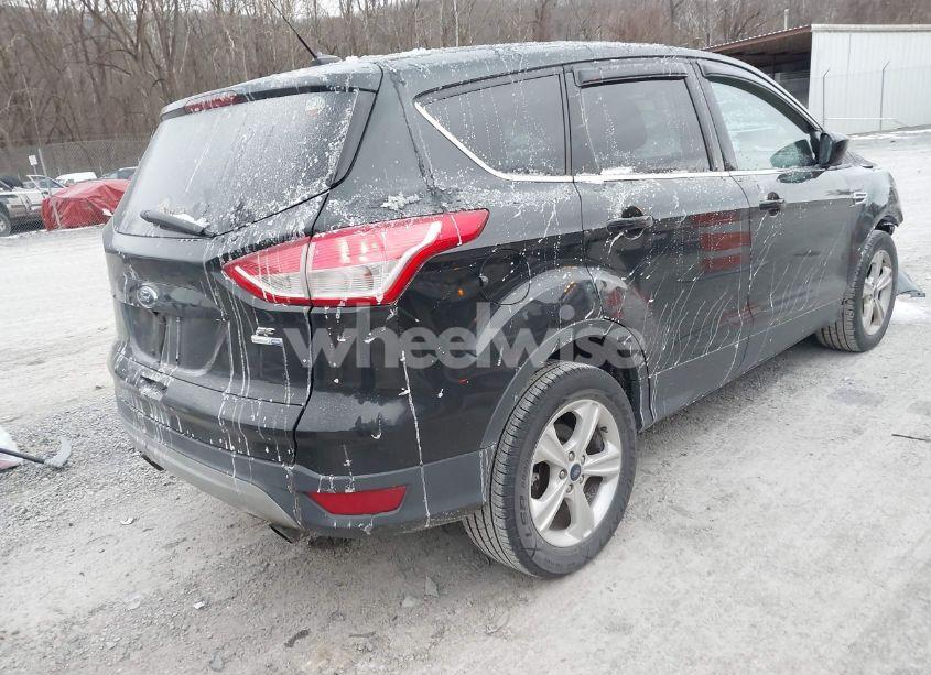 Photo 4 of 2015 Ford Escape SE (VIN 1FMCU9GXXFUB17896)