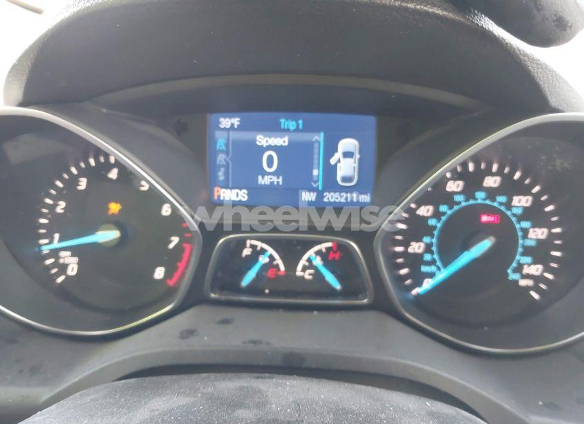 Photo 7 of 2015 Ford Escape SE (VIN 1FMCU9GXXFUB50249)