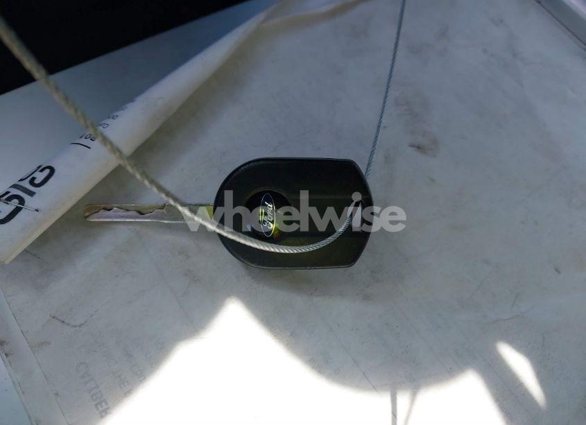 Photo 11 of 2015 Ford Escape SE (VIN 1FMCU9GXXFUB60599)