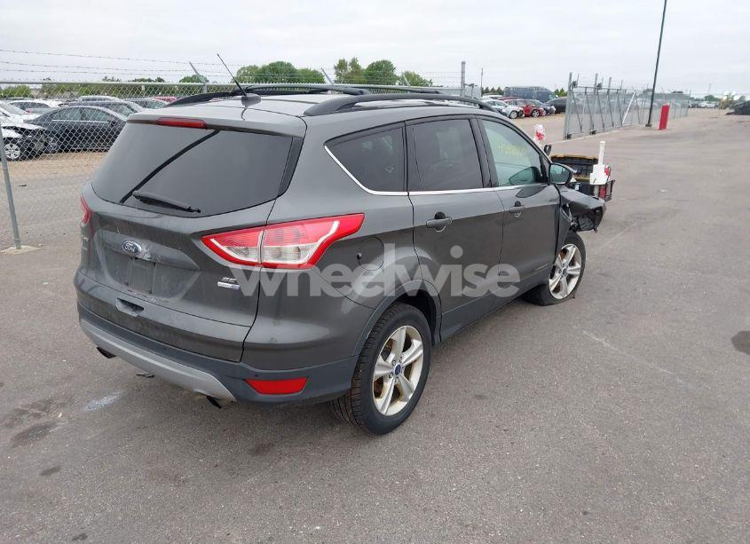 Photo 4 of 2015 Ford Escape SE (VIN 1FMCU9GXXFUC43210)