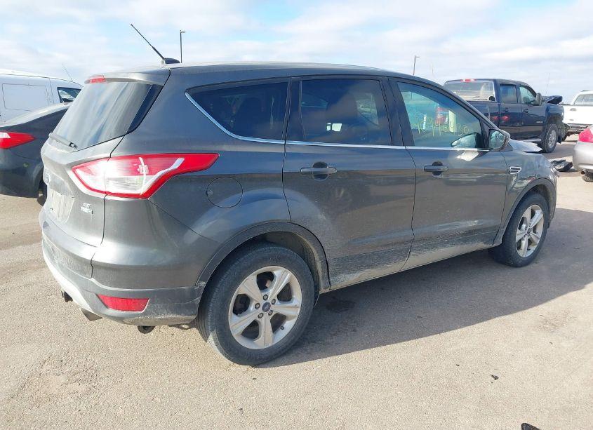 Photo 4 of 2016 Ford Escape SE (VIN 1FMCU9GXXGUA13913)