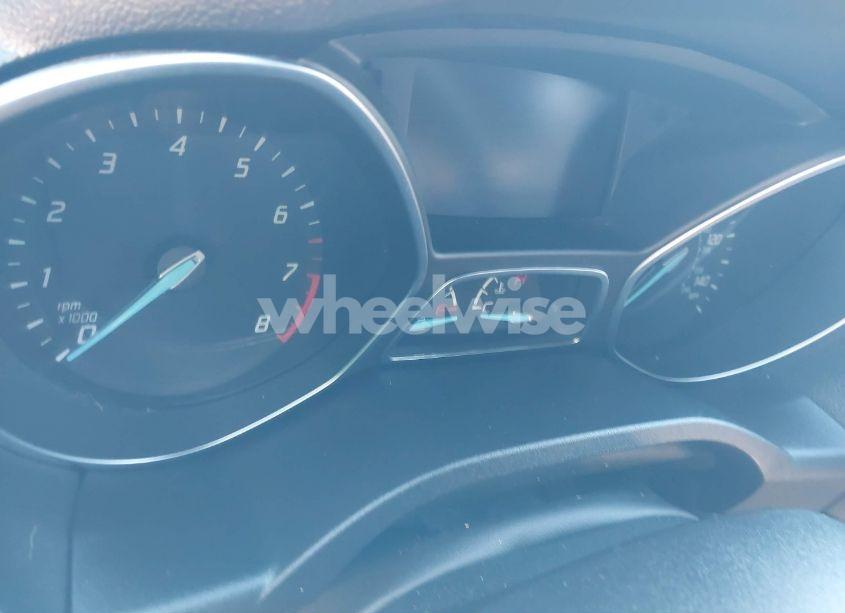 Photo 7 of 2016 Ford Escape SE (VIN 1FMCU9GXXGUA16441)