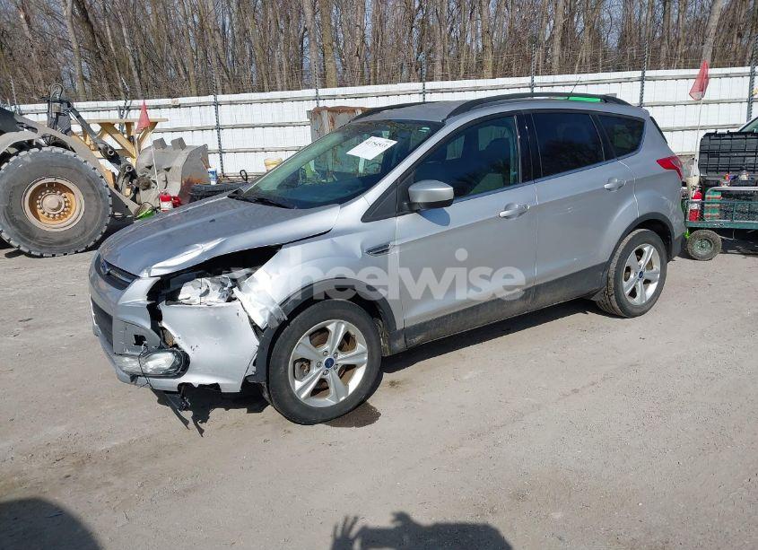 Photo 2 of 2016 Ford Escape SE (VIN 1FMCU9GXXGUA28718)