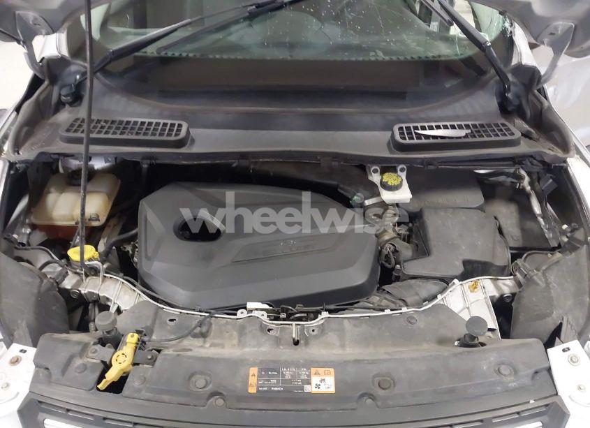 Photo 10 of 2016 Ford Escape SE (VIN 1FMCU9GXXGUA48452)