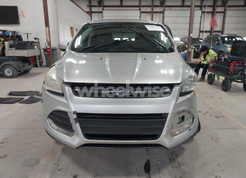 Photo 13 of 2016 Ford Escape SE (VIN 1FMCU9GXXGUA48452)