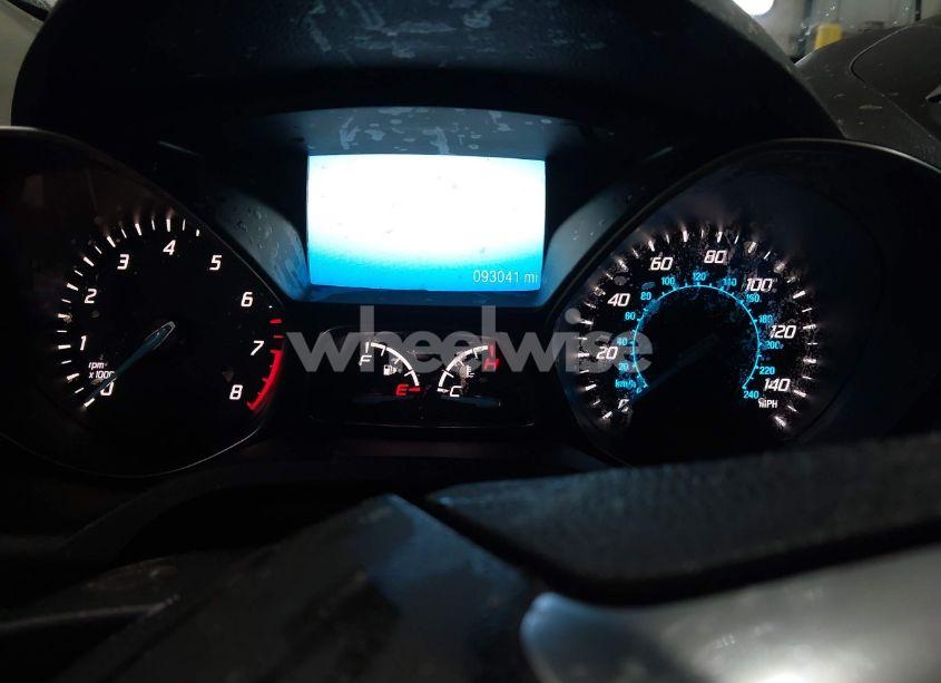 Photo 7 of 2016 Ford Escape SE (VIN 1FMCU9GXXGUA48452)