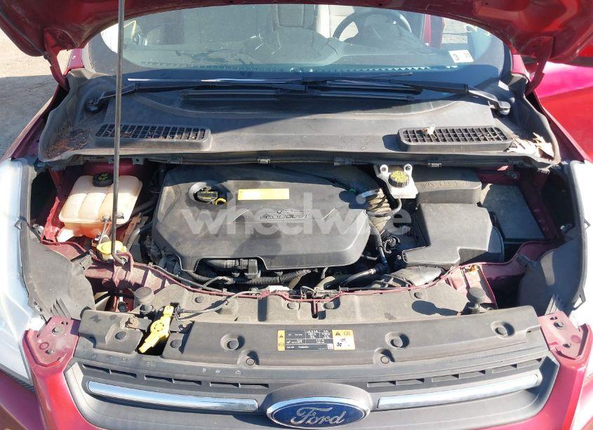 Photo 10 of 2016 Ford Escape SE (VIN 1FMCU9GXXGUA81516)