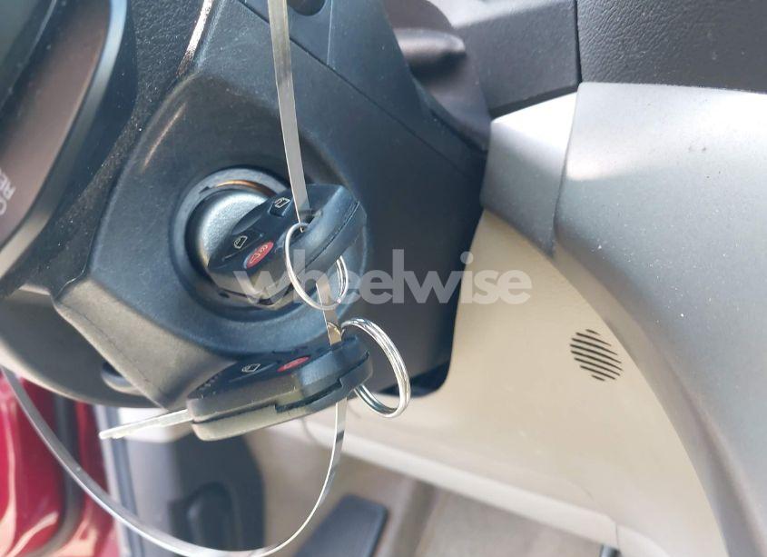 Photo 11 of 2016 Ford Escape SE (VIN 1FMCU9GXXGUA81516)