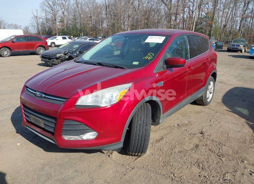 Photo 2 of 2016 Ford Escape SE (VIN 1FMCU9GXXGUA81516)