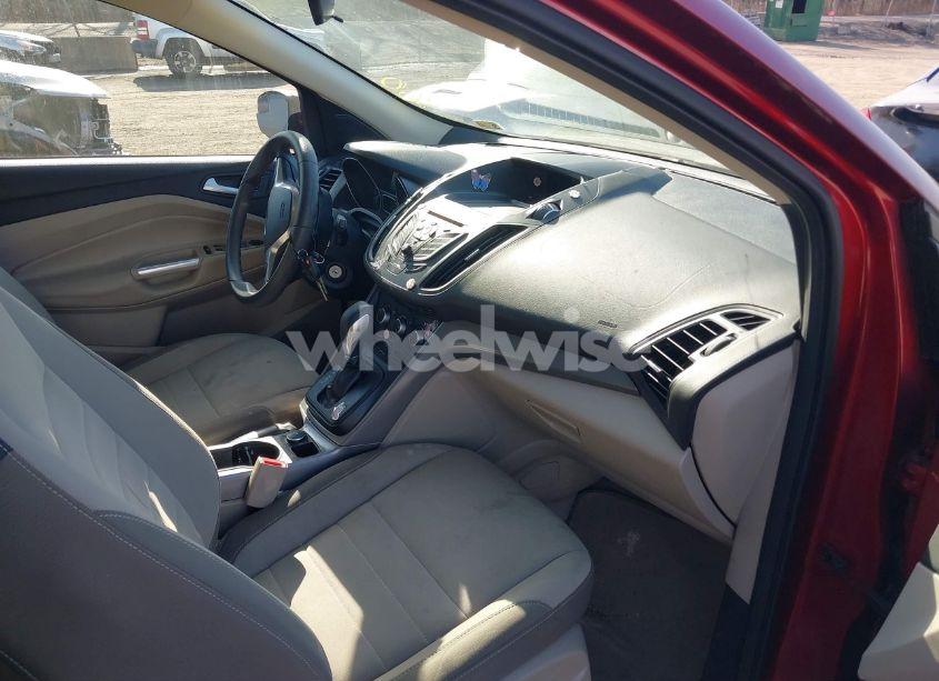 Photo 5 of 2016 Ford Escape SE (VIN 1FMCU9GXXGUA81516)