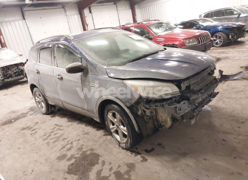 2016 Ford Escape SE (VIN 1FMCU9GXXGUB10433) main photo