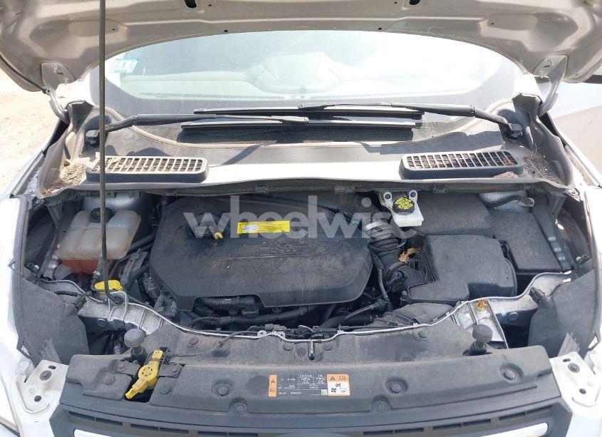 Photo 10 of 2016 Ford Escape SE (VIN 1FMCU9GXXGUB78201)