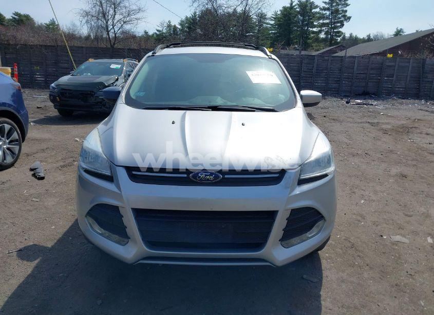 Photo 12 of 2016 Ford Escape SE (VIN 1FMCU9GXXGUB78201)