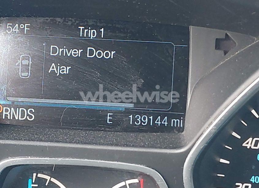 Photo 15 of 2016 Ford Escape SE (VIN 1FMCU9GXXGUB78201)