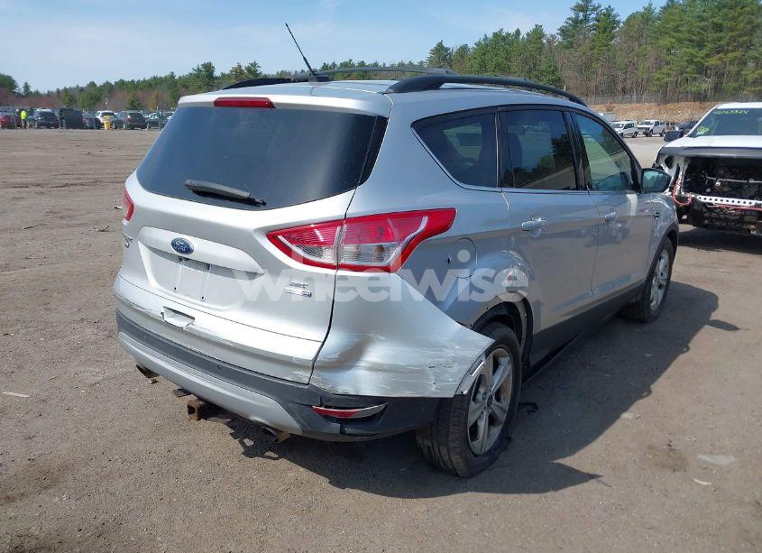 Photo 4 of 2016 Ford Escape SE (VIN 1FMCU9GXXGUB78201)