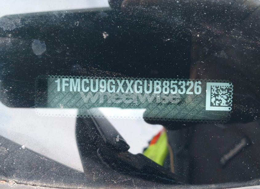 Photo 17 of 2016 Ford Escape SE (VIN 1FMCU9GXXGUB85326)