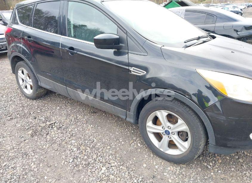 Photo 6 of 2016 Ford Escape SE (VIN 1FMCU9GXXGUB85326)