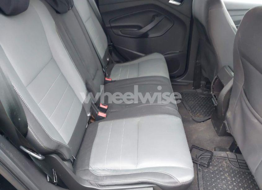 Photo 8 of 2016 Ford Escape SE (VIN 1FMCU9GXXGUB85326)