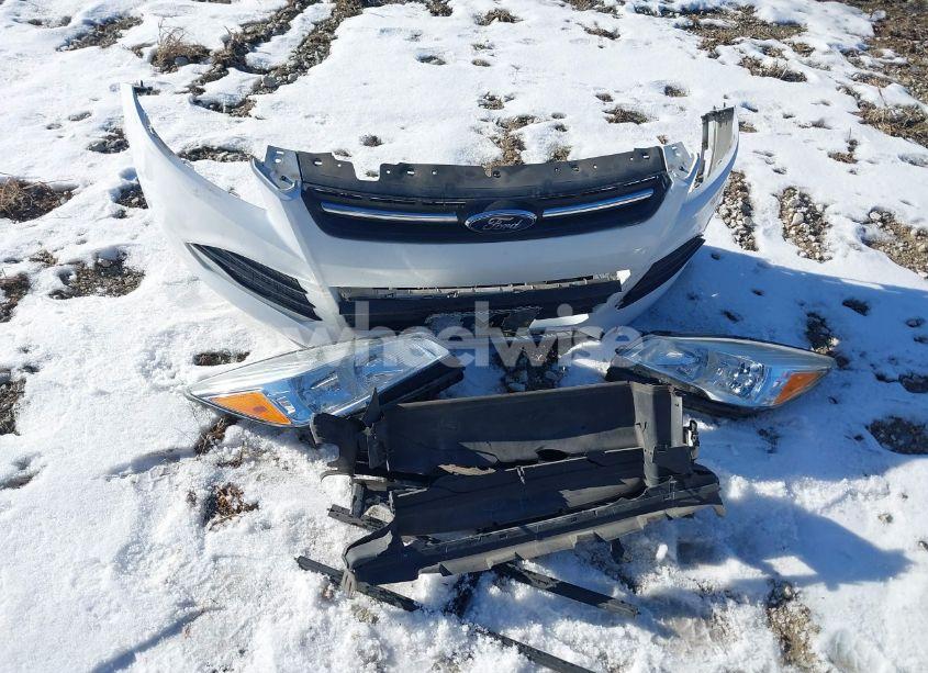 Photo 12 of 2016 Ford Escape SE (VIN 1FMCU9GXXGUB93569)