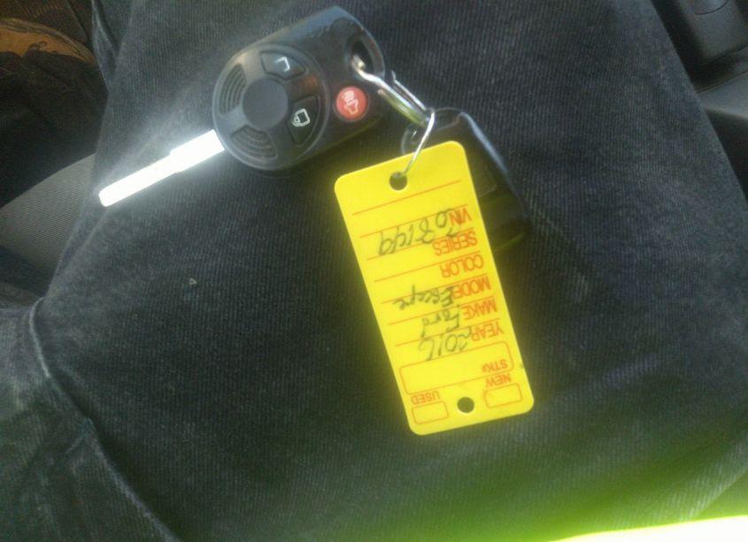 Photo 11 of 2016 Ford Escape SE (VIN 1FMCU9GXXGUC08149)